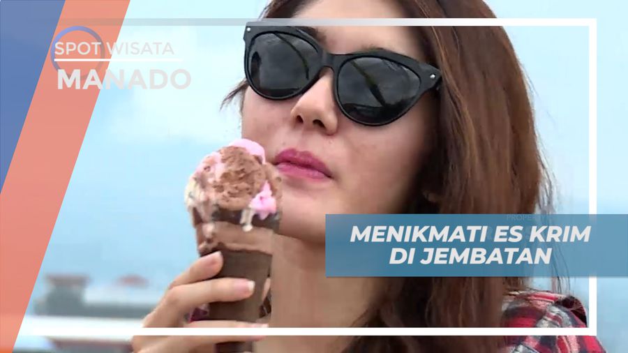Menikmati Kesegaran Es Krim di Jembatan Soekarno Manado