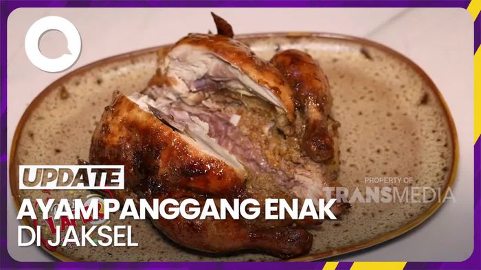 Bikin Laper: Gurih Empuk Ayam Panggang dengan Nasi Biru