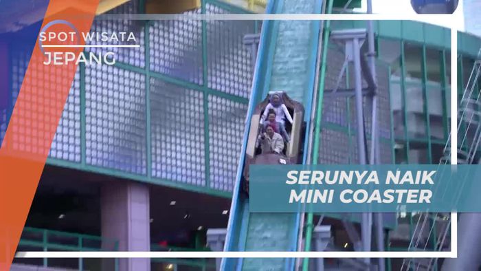 Basah-basahan Naik Wahana Mini Coaster di Cosmo World Jepang