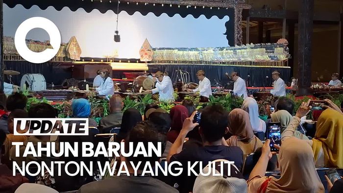 Cerita Warga Pilih Nonton Wayang Kulit di TMII Sambut Tahun Baru 2024