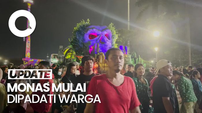 Suasana Monas Jelang Malam Pergantian Tahun Baru 2024