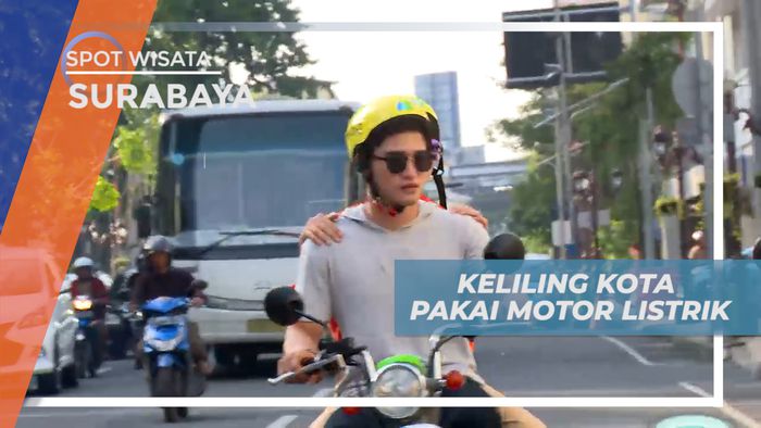 Sensasi Seru, Berkeliling Kota Pahlawan Naik Motor Listrik, Surabaya