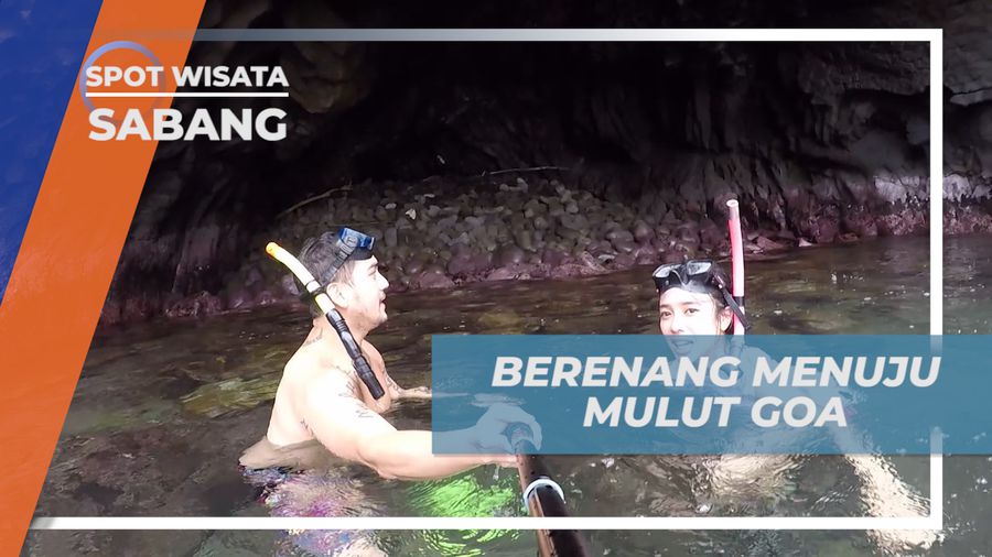 Serunya Berenang Menuju Bibir Gua Sarang, Sabang