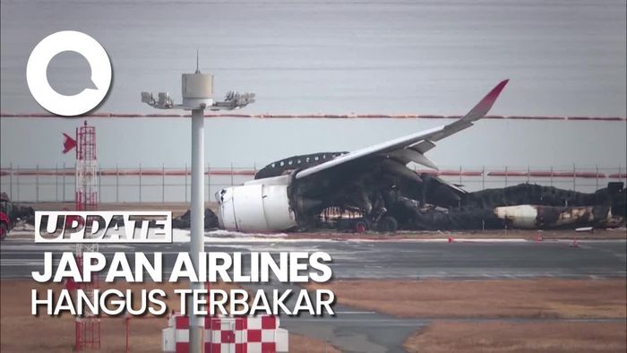 Melihat Sisa Puing Pesawat Japan Airlines Seusai Tabrakan dan Terbakar