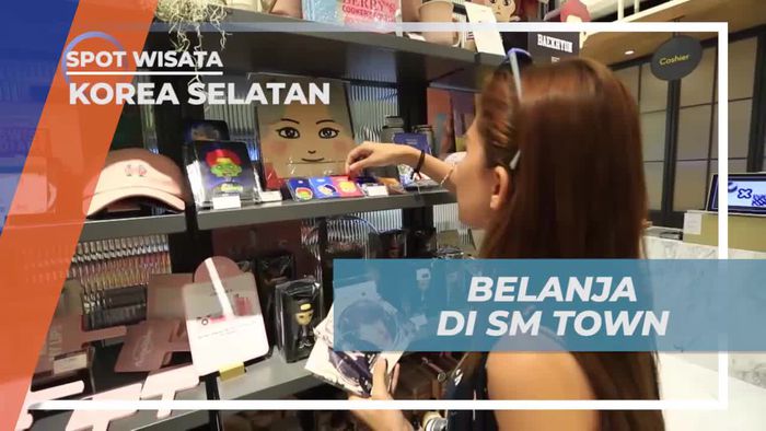 Berburu Aneka Buah Tangan Aksesoris Cantik di SM Town Korea Selatan