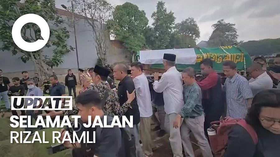 Momen Pemakaman Jenazah Rizal Ramli di TPU Jeruk Purut