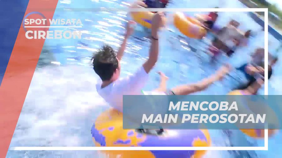 Waterland Cirebon, Mencoba Meluncur Dari Perosotan Tinggi