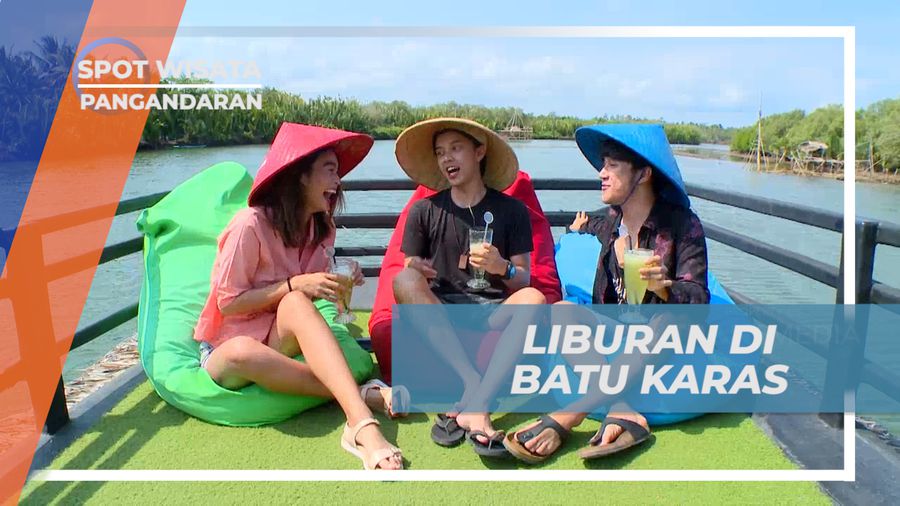 Berperahu Mengarungi Laut Pangandaran Menuju Batu Karas