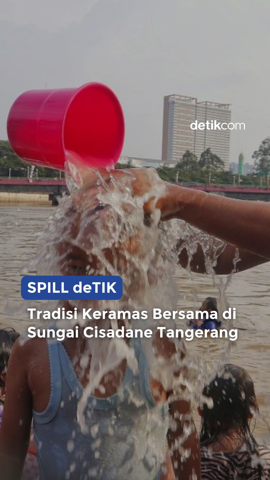 Tradisi Keramas Bersama