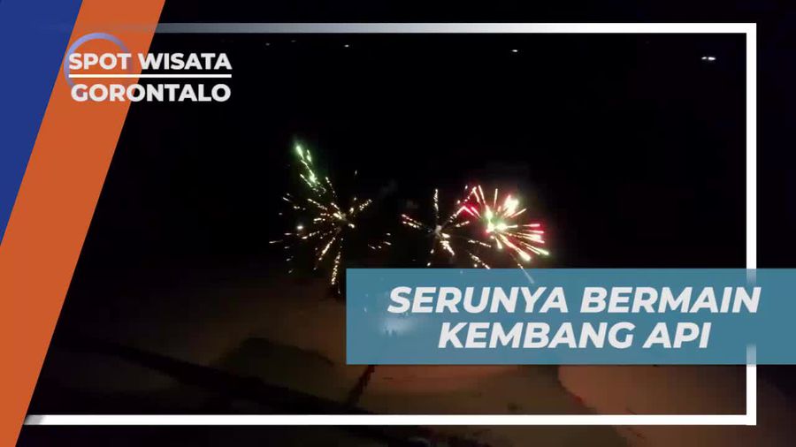 Kemeriahan Malam di Pulo Cinta Gorontalo, Menyalakan Kembang Api Cantik