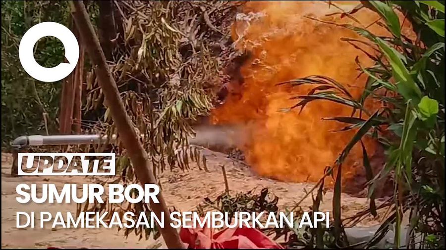 Penampakan Semburan Api Besar dari Sumur Bor di Pamekasan