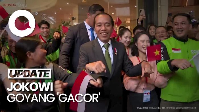 Gaya Jokowi Goyang Gacor Bareng WNI-Driver Gojek saat Tiba di Vietnam