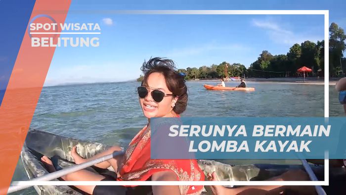 Seru-seruan Adu Cepat Dayung Kayak di Pantai Pulau Leebong, Belitung