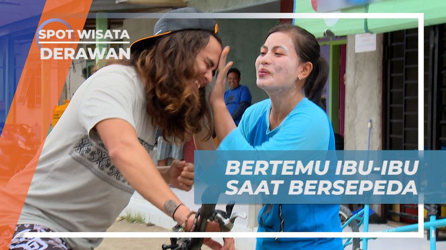 Berinteraksi Dengan Keramahan Warga Lokal Kepulauan Derawan, 