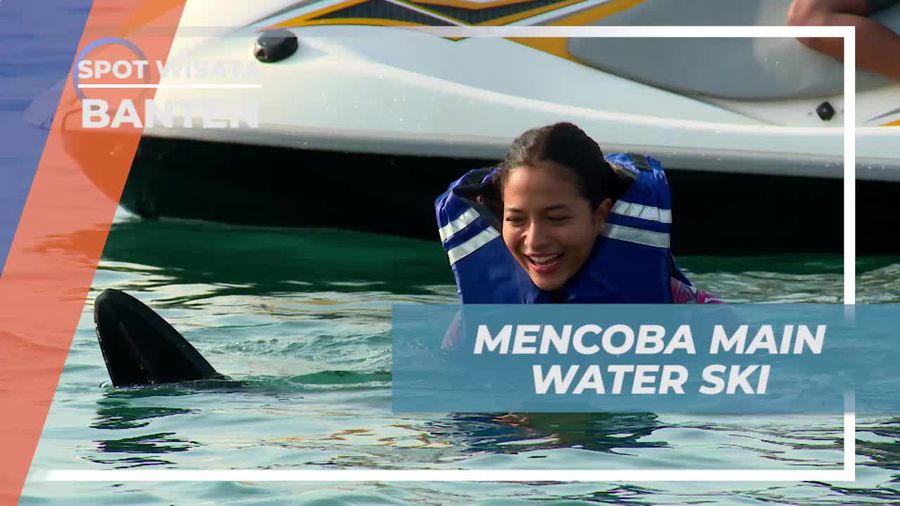 Mencoba Bermain Water Ski di Pantai Tanjung Lesung Banten