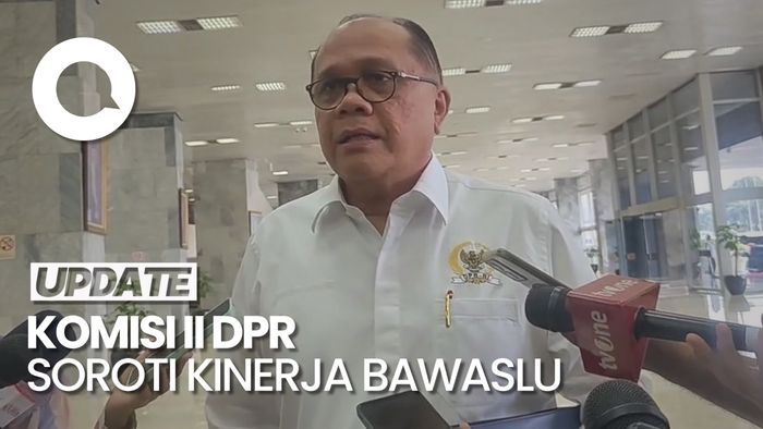 Videotron Anies Diturunkan, Komisi II DPR Soroti Kinerja Bawaslu