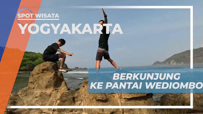 Berpetualang ke Gunung Kidul, Menjelajahi Pesona Pantai Wediombo, Yogyakarta