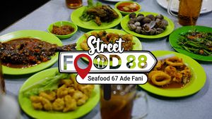 Cicipi Seafood 67, yang Ramai Antriannya