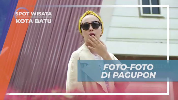 Berpose Nyentrik Foto-foto Asik di Pagupon Kota Batu