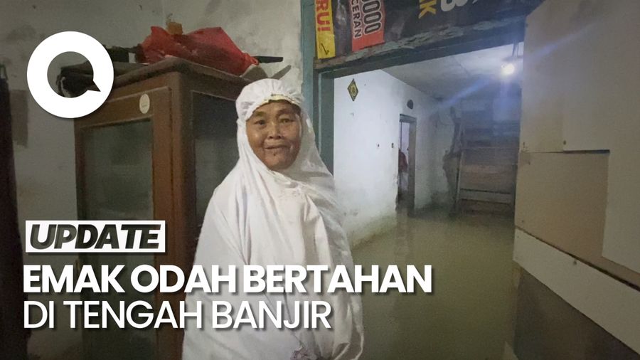 Nenek Odah Bertahan di Rumah Meski Terendam Banjir 18 Jam