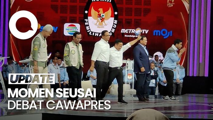 Momen Gibran Cium Tangan Cak Imin-Mahfud Seusai Debat Cawapres 
