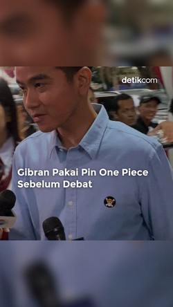 Gaya Gibran Pakai Pin One Piece Jelang Debat