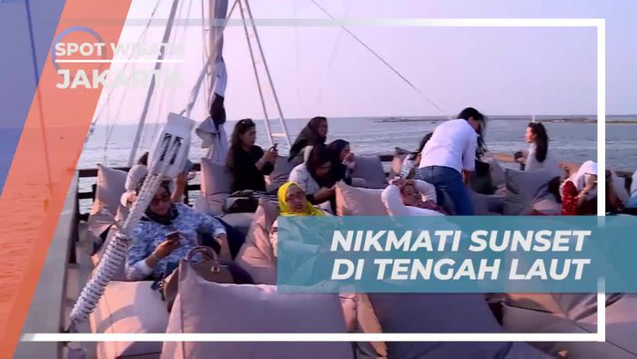 Berlayar Tiga Jam Dengan Kapal Phinisi Untuk Menikmati Keindahan Sunset, Jakarta