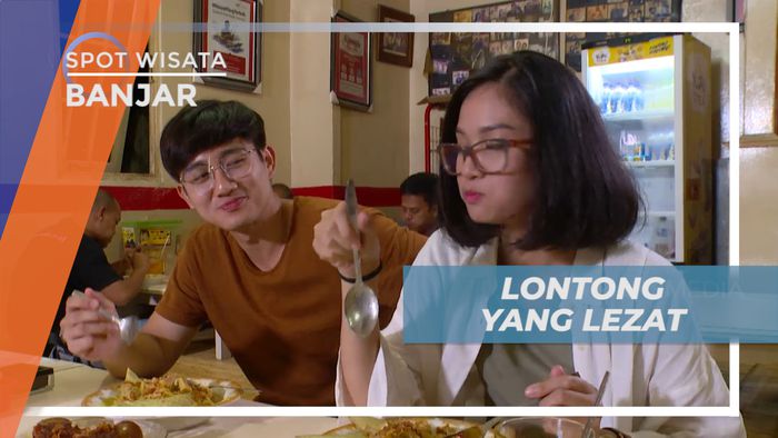 Menyantap Lezatnya Kuah Kental Beradu Dengan Lembutnya Lontong Khas Banjarmasin