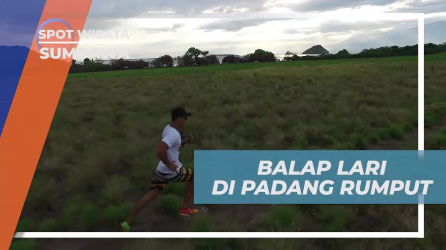Adu Cepat Balap Lari di Padang Rumput Pulau Kenawa Sumbawa