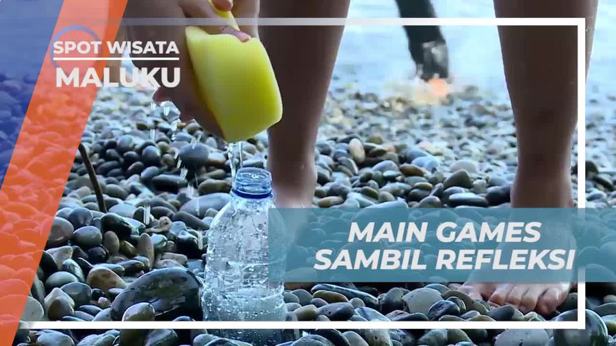 Bermain Games dan Merasakan Refleksi Alam di Pantai Batu Kapal Maluku