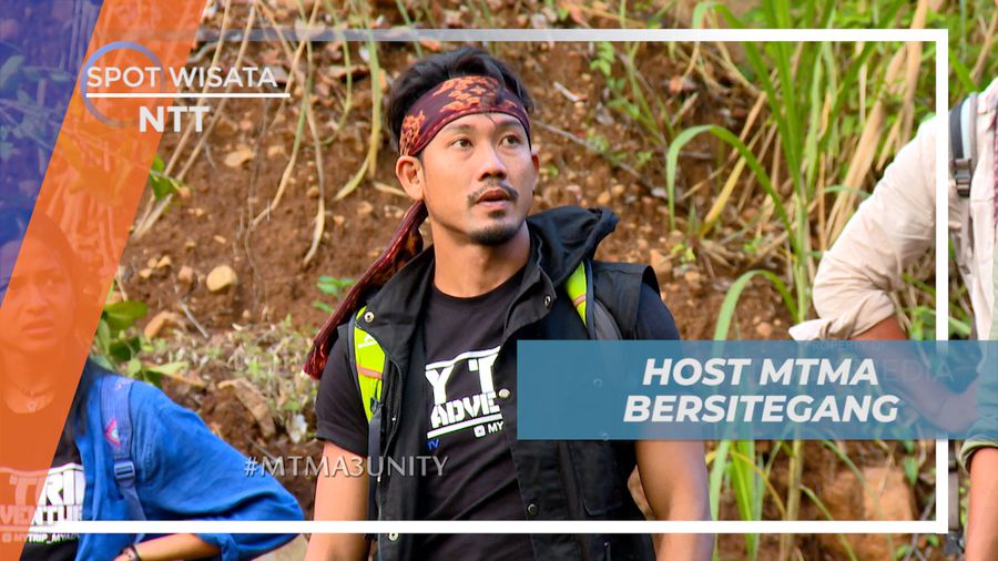 Drama Meneganggakan di Tengah Perjalanan Menuju Desa Melo, Nusa Tenggara Timur