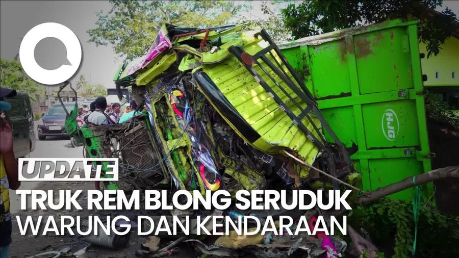 Truk Tabrak 4 Kendaraan dan 1 Warung di Lumajang, 1 Orang Tewas