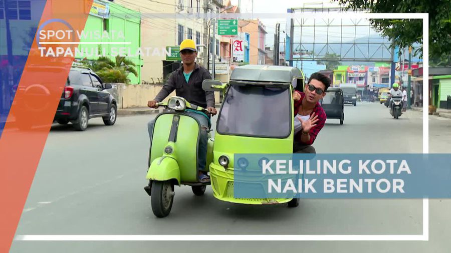 Keseruan Berkeliling Kota Tapanuli Selatan Naik Bentor