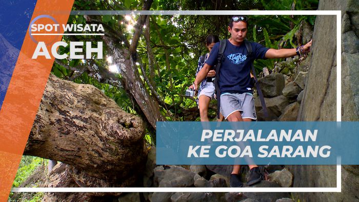 Menyusuri Tepi Pantai dan Jalan Terjal Berbatu Menuju Goa Sarang, Aceh