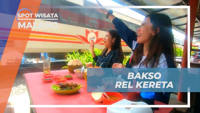 Menyantap Lezatnya Kuah Kaldu Dengan Daging Baso Yang Lembut Malang