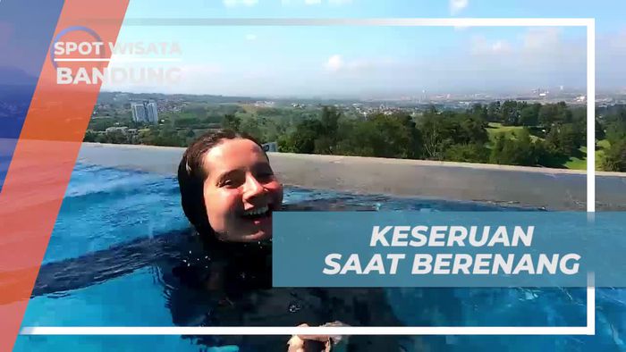 Berenang Ditemani Pemandangan Alam Indah Bandung