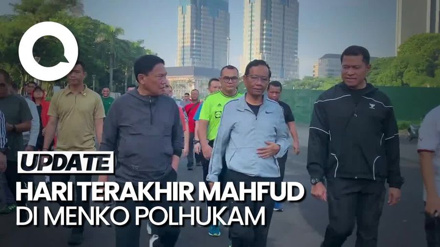 Momen Hari Terakhir di Menko Polhukam Mahfud Md Jalan Pagi Bareng Staf