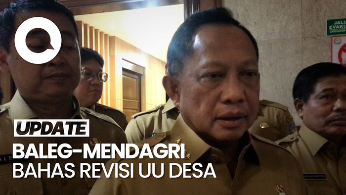 Baleg DPR RI Rapat Bareng Mendagri Tito Bahas Revisi UU Desa