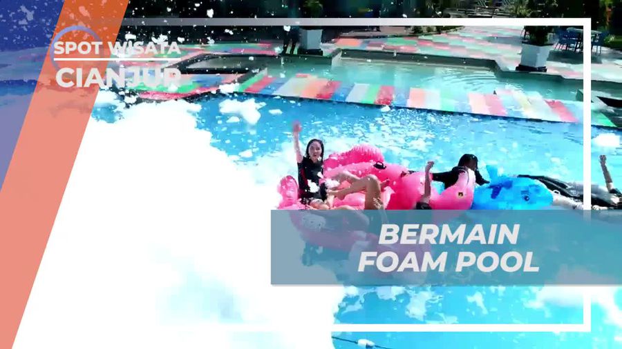 Foam Pool, Kolam Penuh Busa di Waterpark Cianjur 