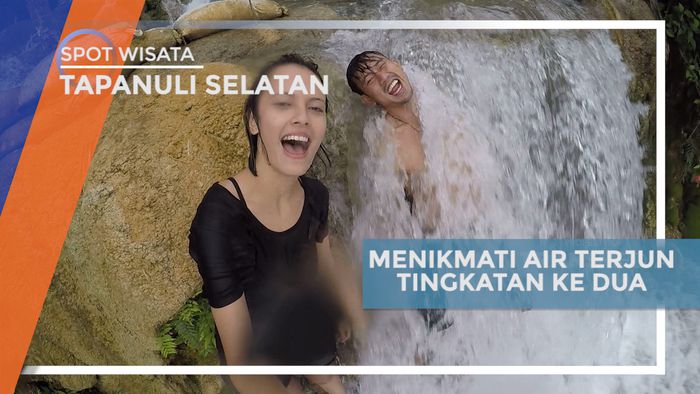 Aek Sijorni, Berpose Yoga Menikmati Segarnya Guyuran Air Terjun, Tapanuli Selatan