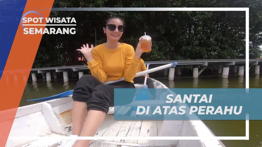 Bersantai di Atas Perahu, Menikmati Keindahan Hutan Mangrove Semarang