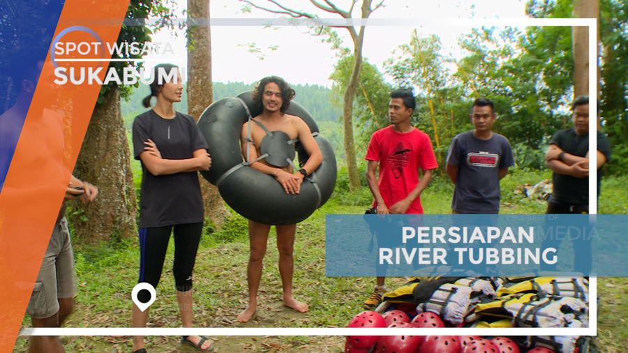 Persiapan Sebelum Mengarungi Sungai Cigunung Dengan River Tubing, Sukabumi