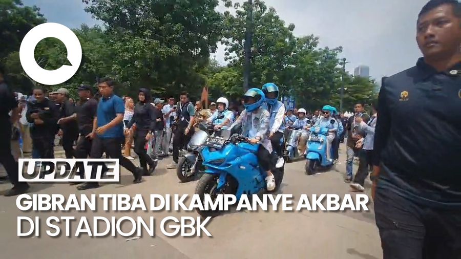 Konvoi Motor Listrik Bareng Artis, Gibran Tiba di Stadion GBK
