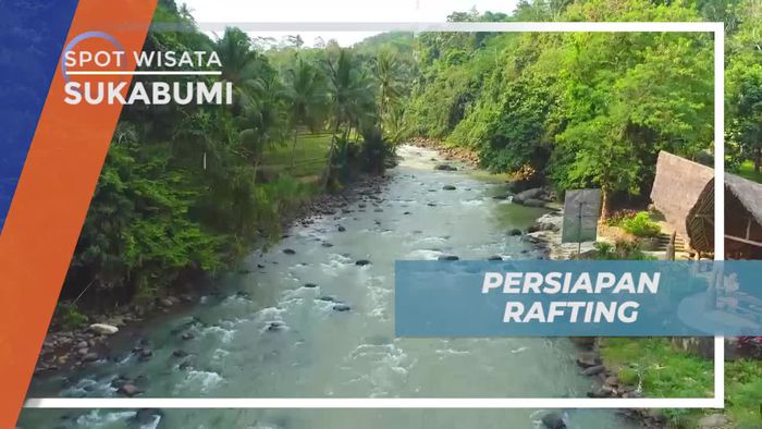 Memakai Peralatan Keselamatan Sebelum Rafting Seru di Sukabumi