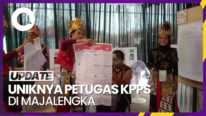Petugas KPPS Majalengka jadi Semar hingga Rahwana