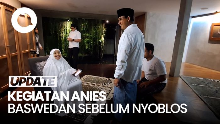 Anies Salat Berjamaah Bareng Keluarga Sebelum Nyoblos
