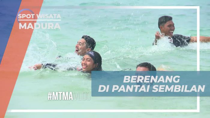 Berenang Seru Menikmati Keindahan Alam Pantai Sembilan Madura