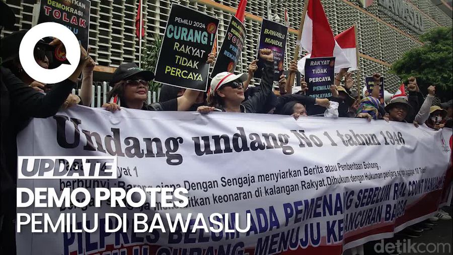 Demo Protes Pemilu di Bawaslu Sempat Memanas, Massa Coba Terobos Barikade