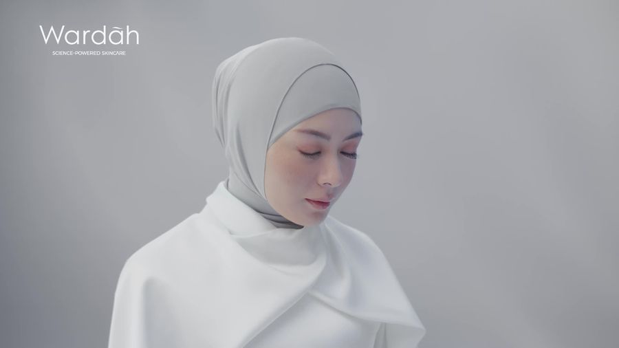 Perbaiki 5 Dimensi Kulit dengan Wardah Crystal Secret Brightening Day Cream