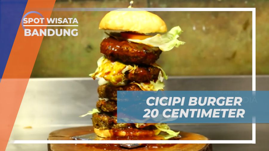 Melahap Lezatnya Meat Tower Burger yang Bikin Ngiler, Bandung